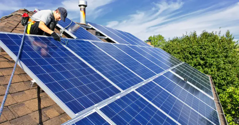 Solar Panel Maintenance: Tips for Long-Lasting Performance