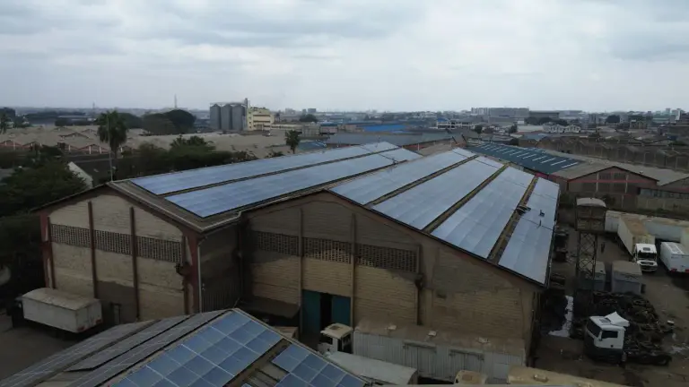 Solar for Warehouses: Lower Costs Without Slowing Operations